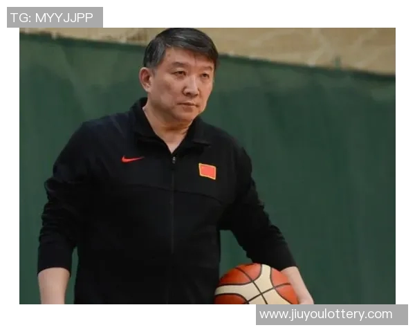 宫鲁鸣表示支持女篮队员赴海外发展若国家需要随时回归为国效力